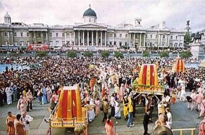Crowds jam London's Trafalgar Square for ISKCON's 1974 Ratha Yatra Festival.
