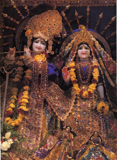 The unlimited, if He is truly unlimited, car reveal Himself (as He does even now, along with His eternal con sort, at the Krsna temple in LosAngeles).