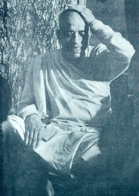 HIS DIVINE GRACE SWAMI A.C. BHAKTIVEDANTA Founder Acharya International Society For Krishna Consciousness INC.