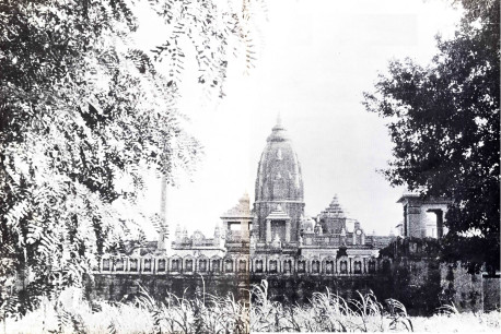 The Bierla Temple on the outskirts of Vrindaban.