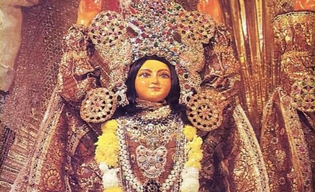 Deity of Lord Nityananda. 1975.