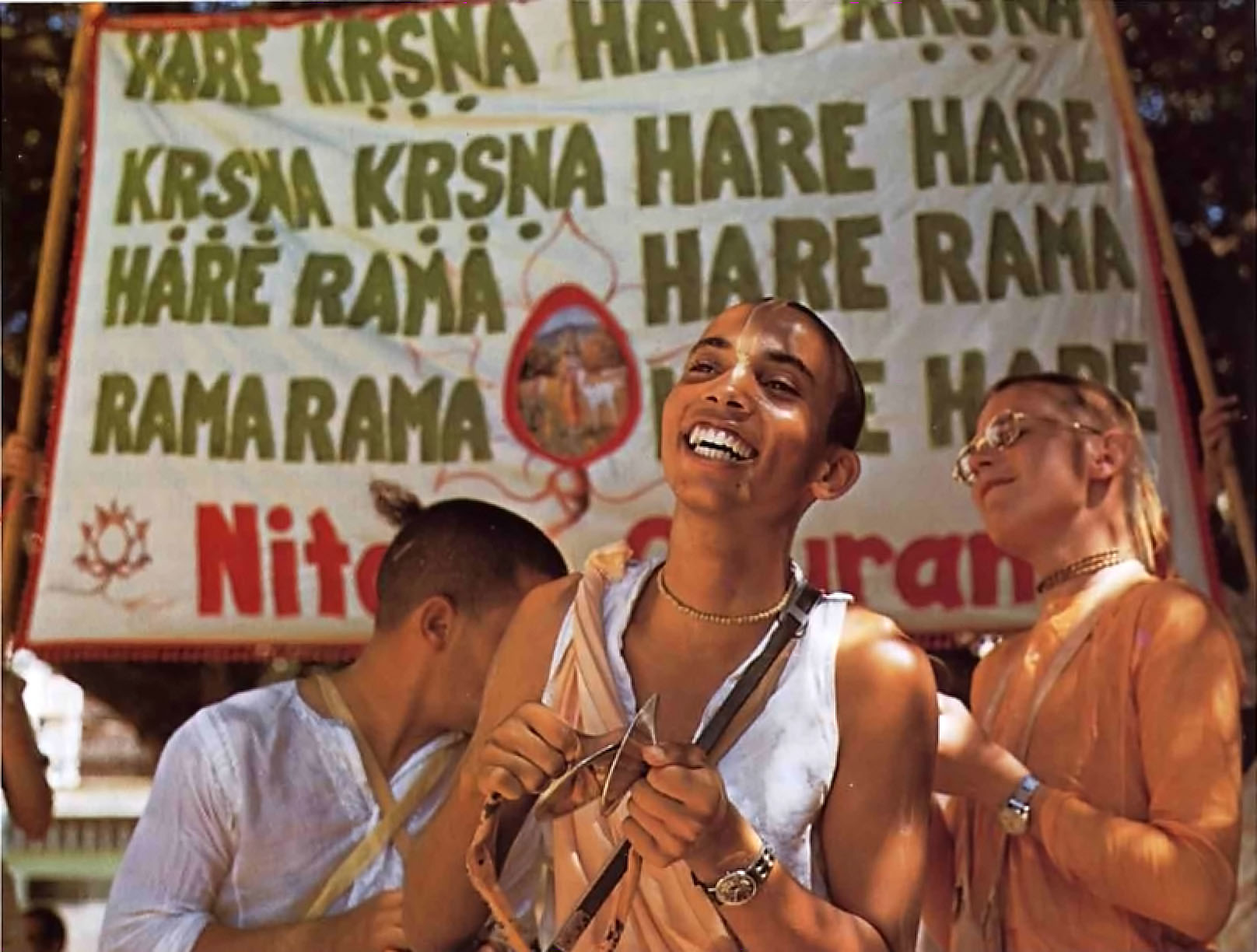 Hare Krishna Chanting by ISKCON at University of Puerto Rico, San Juan, 197...