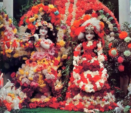 Radha Krishna Deities (Sri Sri Radha Gokulananda) at ISKCON's Bhaktivedanta Manor, Lechmore Heath, Watford, England. 1977.