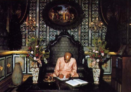 In the study itself guests sec a molded form of Srila Prabhupada posed at his work of translating the Sanskrit Vedic scriptures into English