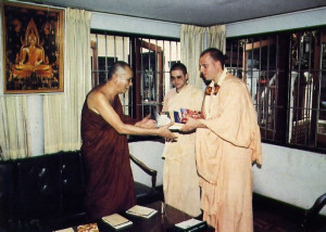 In Bangkok Srila Jayapataka Swami, a spiritual master in the Hare Krsna movment, presents new Thai books and other literature to Somdet Phra Nyanasamvara, the spiritual master of the King of Thailand.