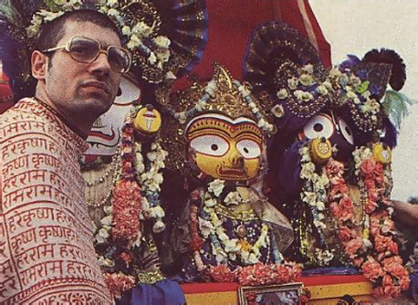 During Ratha-yatra country-style, Preraka dasa anends the deities of Lord Balarama. Srimati Subhadra-devi, and Lord Jagannatha.