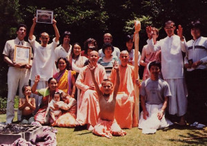 Srila Ramesvara Swami and Kavicandra Goswami (seated at center) with devotees and guests from the Tokyo ISKCON center.