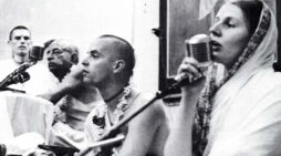 Hare Krishnas Teach the Real Vedic Culture to India Hare Krishnas Teach the Real Vedic Culture to India